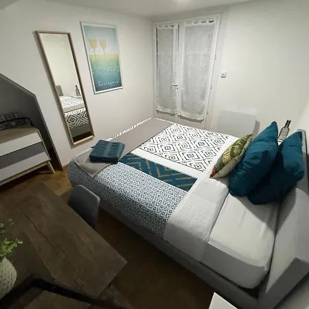 Villa Vr House 14 Bedrooms 3 Min Metro 23 Beds Parc Expo Bagneux (Hauts-de-Seine)