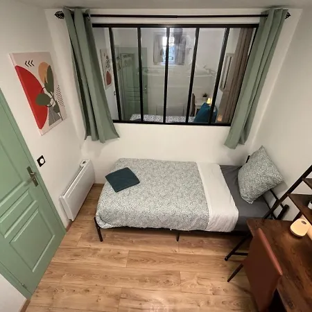Vr House 14 Bedrooms 3 Min Metro 23 Beds Parc Expo
