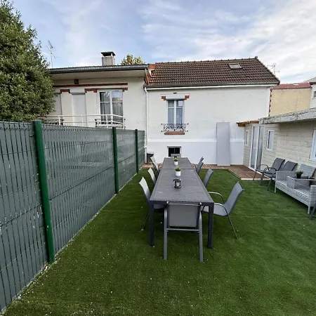 Villa Vr House 14 Bedrooms 3 Min Metro 23 Beds Parc Expo Bagneux (Hauts-de-Seine)